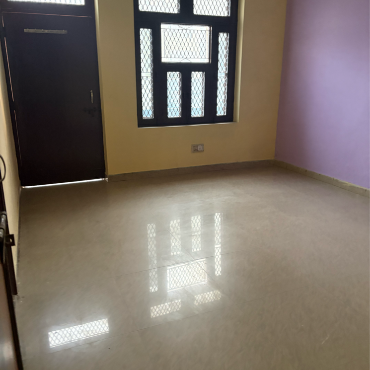 Room, sector 9a 3 Bedroom 250 Sq.Ft. Villa In Sector 9a Bahadurgarh 9361650