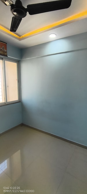 Room in 1 BHK Apartment at Puraniks Tokyo Bay, Kasarvadavali – for Rent