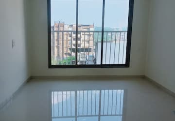 Room in 1 BHK Apartment at Riddhi Garden, Malad East – for Rent