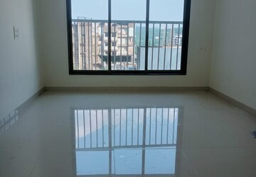 Room in 1 BHK Apartment at Riddhi Garden, Malad East – for Rent