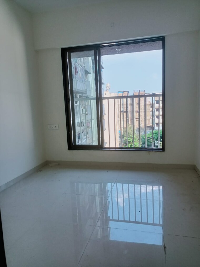 Room, riddhi-garden 1 Bedroom 625 Sq.Ft. Apartment In Malad East Mumbai 9361738