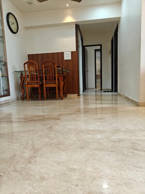 Room in 2 BHK Apartment at Thane West – for Sale