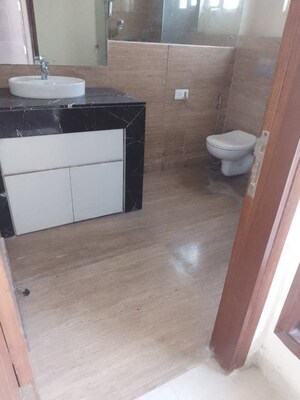 Kitchen in 3 BHK Builder Floor at Ansal Sushant Lok I, Sector 43 – for Rent