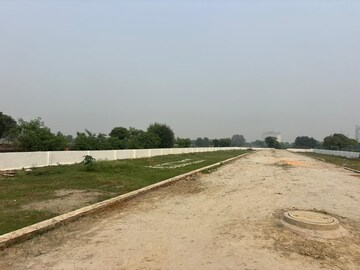  Plot For Sale in Sector 27 Yamuna Expressway