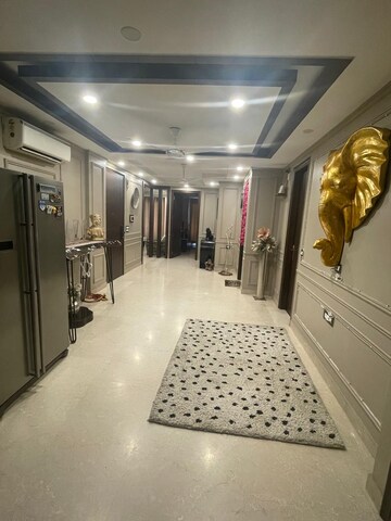 Parking in 3 BHK Builder Floor at Ansal Sushant Lok I, Sector 43 – for Rent