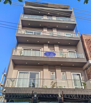 3 BHK Builder Floor – Exterior View View at Ansal Sushant Lok I, Sector 43 - for Rent