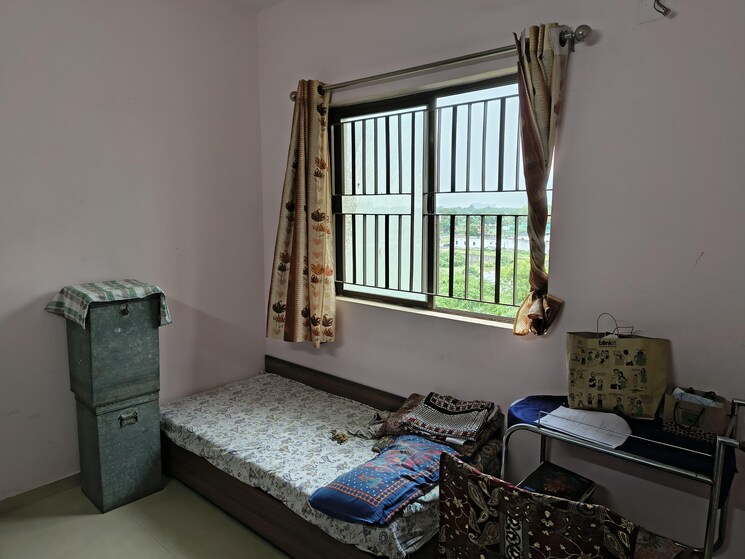 Room, near nirma university on sg highway 2 Bedroom 1100 Sq.Ft. Apartment In Near Nirma University On Sg Highway Ahmedabad 9361916