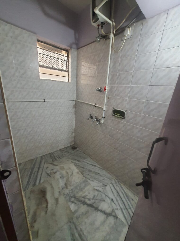 Bathroom, amba-nagari 1 Bedroom 600 Sq.Ft. Apartment In Dhanori Pune 9361913