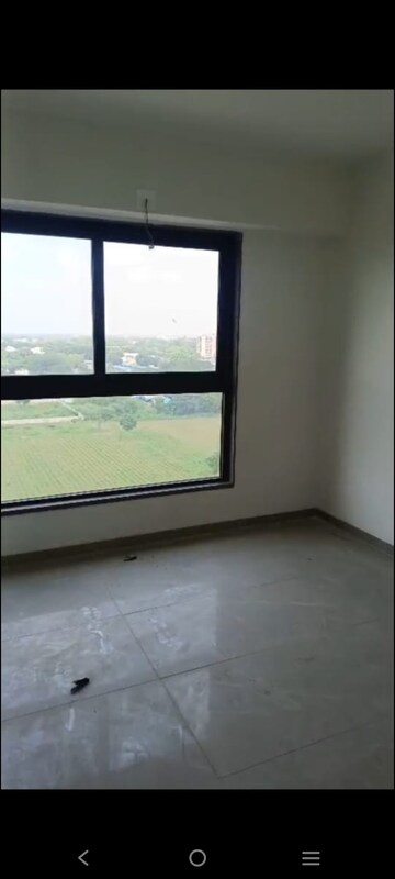 Room in 3 BHK Apartment at Kavisha The Canvas, Wapa – for Rent