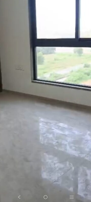 Room in 3 BHK Apartment at Kavisha The Canvas, Wapa – for Rent