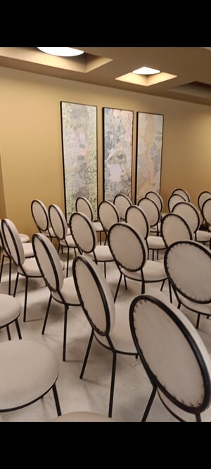 Staircase in 3 BHK Apartment at Kavisha The Canvas, Wapa – for Rent