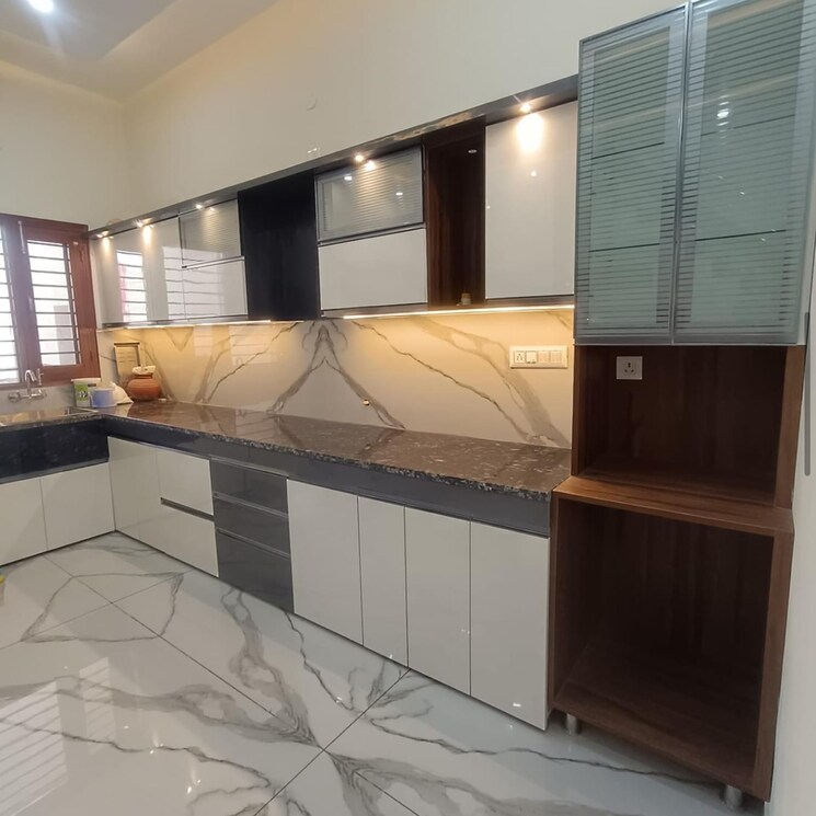 Kitchen, sector 40 6+ Bedroom 2250 Sq.Ft. Villa In Sector 40 Chandigarh 9361954