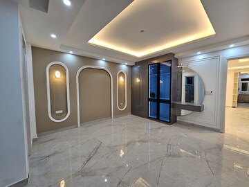 Room in 3 BHK Builder Floor at Sainik Colony – for Sale