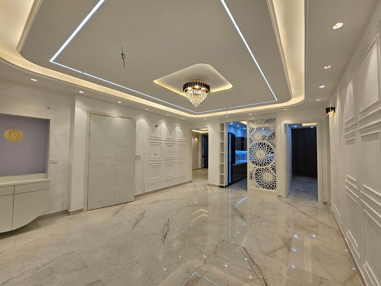 Room, sainik colony 3 Bedroom 2250 Sq.Ft. Builder Floor In Sainik Colony Faridabad 9361955