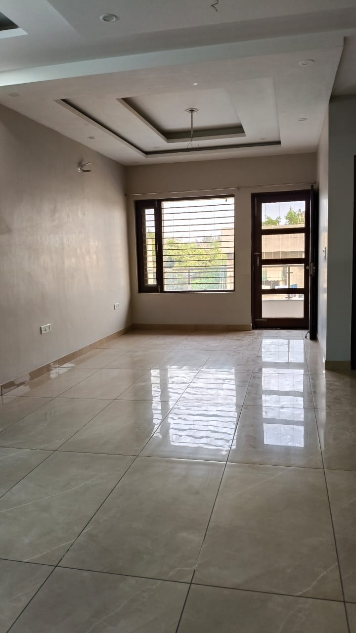2 BHK + Study Room Independent House For Rent in Huda Sector