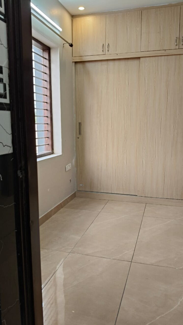 Bathroom, sector 14 2 Bedroom 3150 Sq.Ft. Independent House In Sector 14 Faridabad 9361958