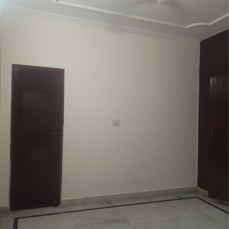 Room, vasant kunj 3 Bedroom 1152 Sq.Ft. Apartment In Vasant Kunj Delhi 9361967