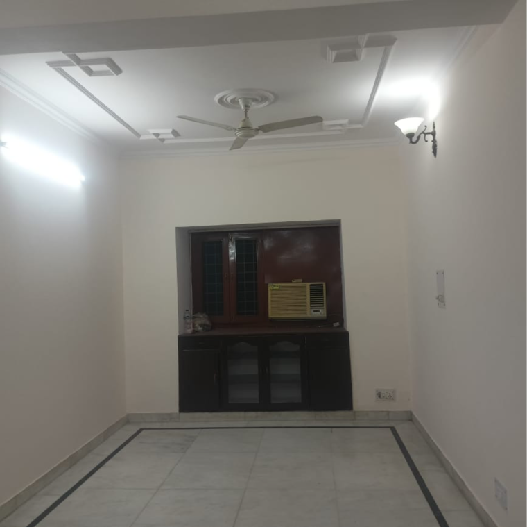 Room, vasant kunj 3 Bedroom 1152 Sq.Ft. Apartment In Vasant Kunj Delhi 9361967