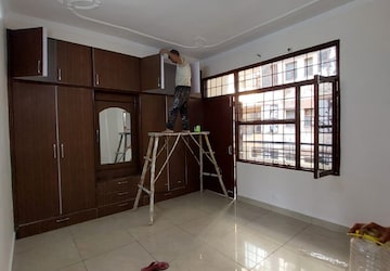 Room in 6 BHK Villa at Phase 2 – for Sale