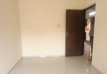 Room in 2 BHK Apartment at Navkar Happy Homes, Ic Colony – for Rent