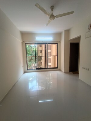 Room in 2 BHK Apartment at Navkar Happy Homes, Ic Colony – for Rent