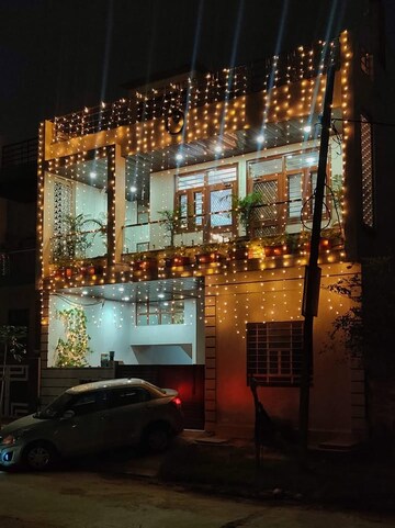 3 BHK Builder Floor – Exterior View View at Mansarovar Extension - for Rent