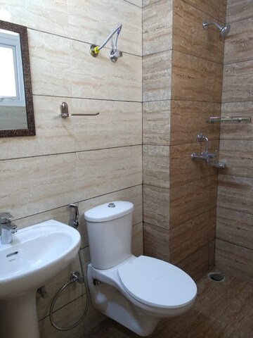 Bathroom in 3 BHK Apartment at Gomti Homes, Nabha – for Rent
