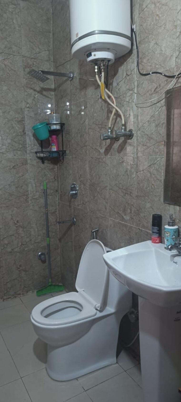 Bathroom, vasant kunj 2 Bedroom 1200 Sq.Ft. Apartment In Vasant Kunj Delhi 9361998