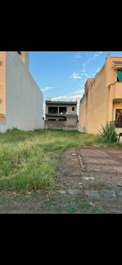 Plot For Sale in Sector 35