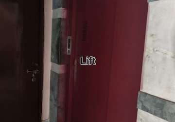 Building Lobby in 3 BHK Builder Floor at Rash Behari Avenue – for Rent