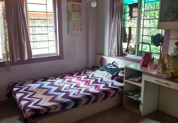 Bedroom in 3 BHK Builder Floor at Rash Behari Avenue – for Rent