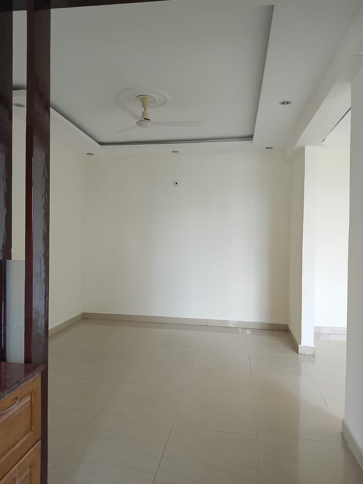 Room, nk-savitry-enclave 3 Bedroom 1850 Sq.Ft. Apartment In Vip Road Zirakpur 9362025