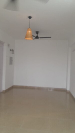 Room in 3 BHK Builder Floor at Unitech Woodstock Floors, Sector 50 – for Rent