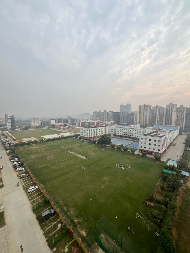 Swimming Pool, amrapali-ivory-heights Studio 585 Sq.Ft. Apartment In Tech Zone Greater Noida Greater Noida 9362029