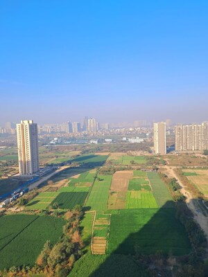 Swimming Pool in 2 BHK Apartment at Prateek Grand City, Siddharth Vihar – for Sale