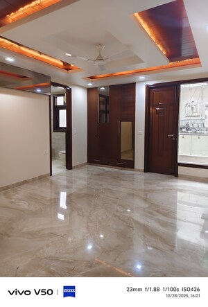 Room in 4 BHK Builder Floor at Greater Kailash I – for Sale