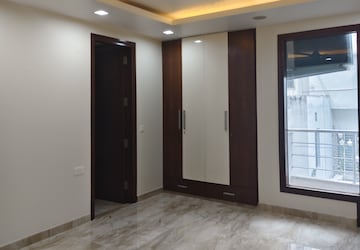 Room in 4 BHK Builder Floor at Greater Kailash I – for Sale