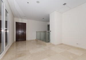 Room in 2 BHK Apartment at Sigma Emerald, Santacruz East – for Rent