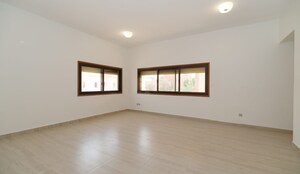 Room in 3 BHK Apartment at Runwal Nirvana, Parel – for Rent