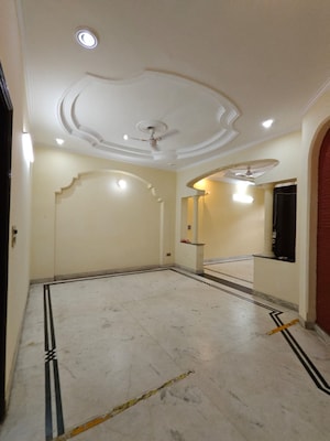 3 BHK Builder Floor For Rent in Sushant Lok I