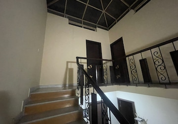 Kitchen in 2 BHK Builder Floor at Ansal Plaza Gurgaon, Palam Vihar – for Rent