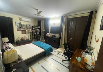 Team Area in 2 BHK Builder Floor at Ansal Plaza Gurgaon, Palam Vihar – for Rent