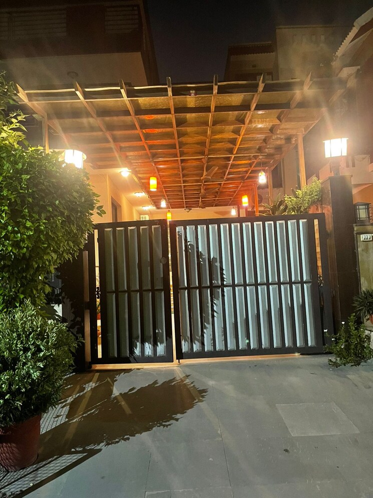 Balcony, ansal-plaza-gurgaon 2 Bedroom 1200 Sq.Ft. Builder Floor In Palam Vihar Gurgaon 9362086