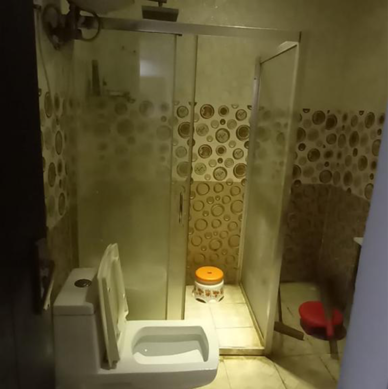 Bathroom, malviya nagar 1 Bedroom 600 Sq.Ft. Builder Floor In Malviya Nagar Delhi 9362093