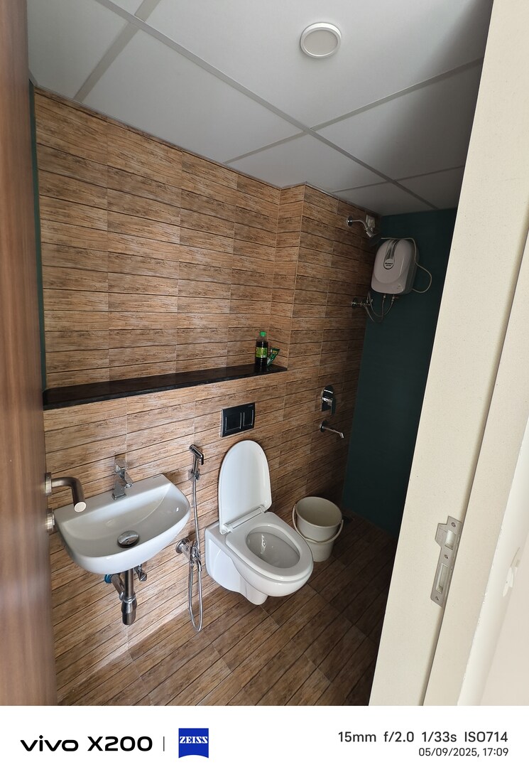 Bathroom, lodha-crown-kolshet 2 Bedroom 813 Sq.Ft. Apartment In Kolshet Road Thane 9362113