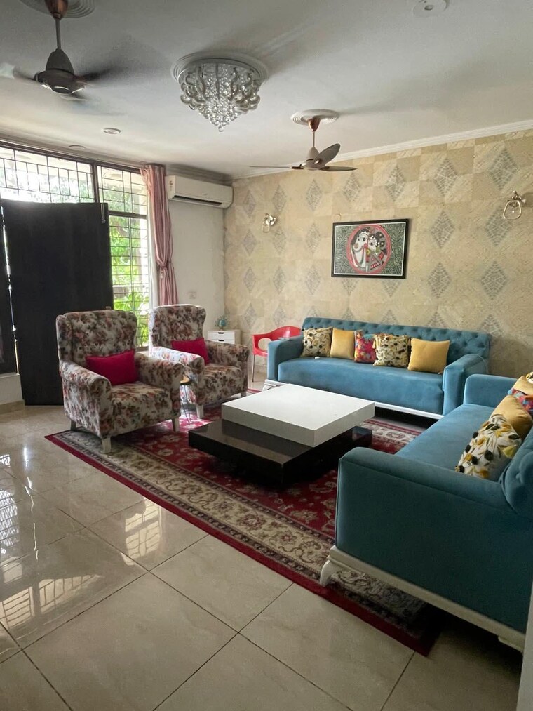 Bedroom, malibu town 3 Bedroom 250 Sq.Yd. Builder Floor In Malibu Town Gurgaon 9362118