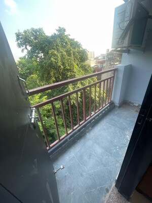 Balcony in 1 RK Builder Floor at Sector 47 – for Rent