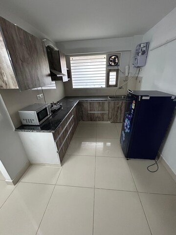 Kitchen in 1 BHK Builder Floor at Sector 40 – for Rent