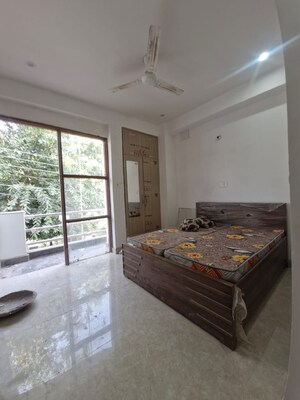 2 BHK Builder Floor For Rent in Sector 40