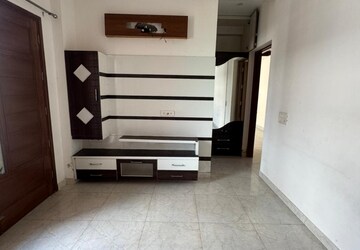 Parking in 2 BHK Builder Floor at Sector 31 – for Rent